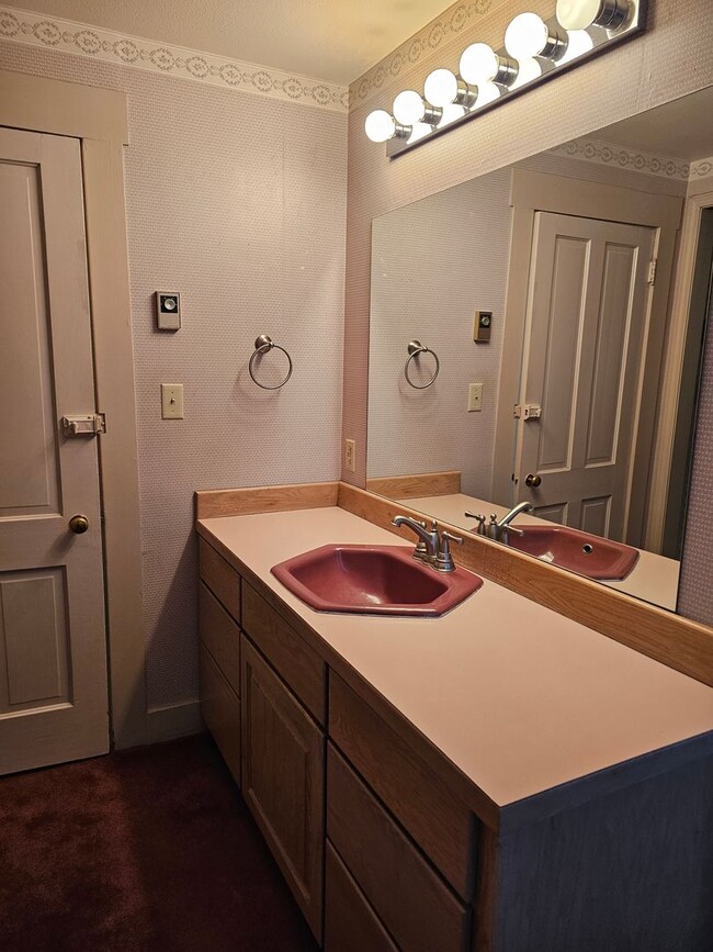 Building Photo - 1101 Stan Wilcox Rd