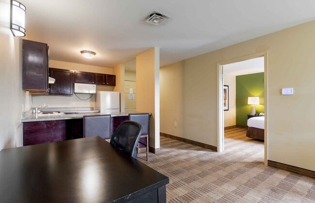 Building Photo - Furnished Studio-Houston - Med. Ctr. - Bra...