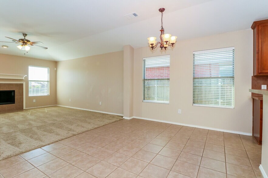 Building Photo - 7307 Fossil Creek Dr