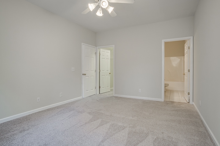 Master - 300 Dixie Plaza Dr