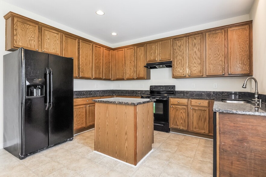 Building Photo - 3508 Hamilton Mill Dr