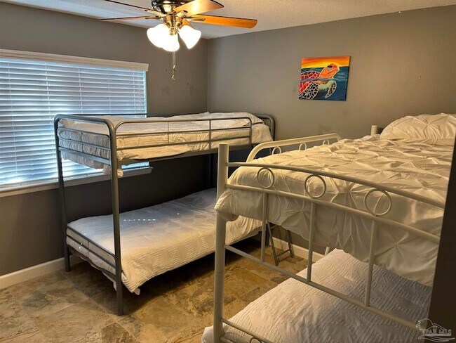 Building Photo - 2644 Venetian Way