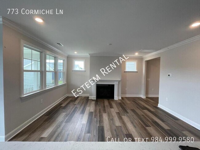 Building Photo - 773 Cormiche Ln