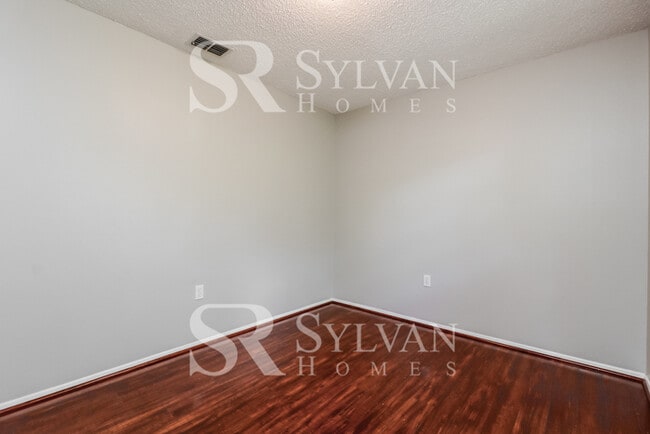 Building Photo - Life Just Got Better!
