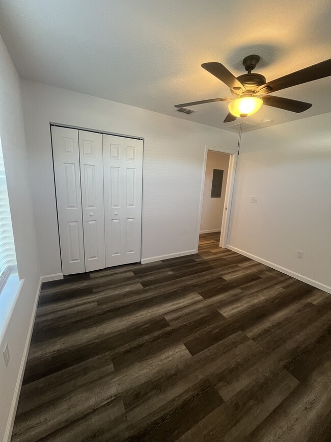 Building Photo - 135 Theodore St