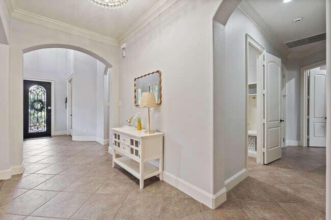 Building Photo - 7603 Hogan Bridge Court