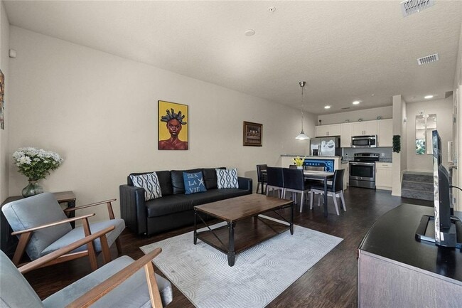 Building Photo - 2900 Edenshire Wy