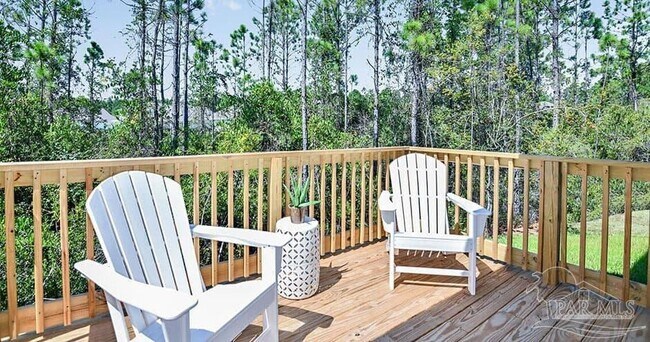 Building Photo - 3 Egret Ave