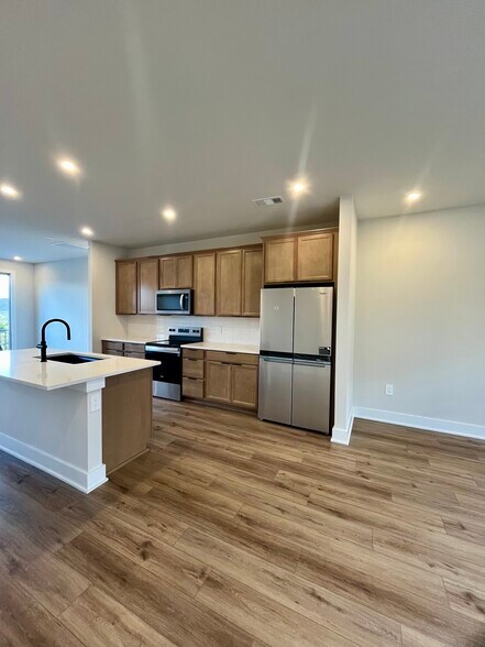 Building Photo - 2615 Wilkinson Pike