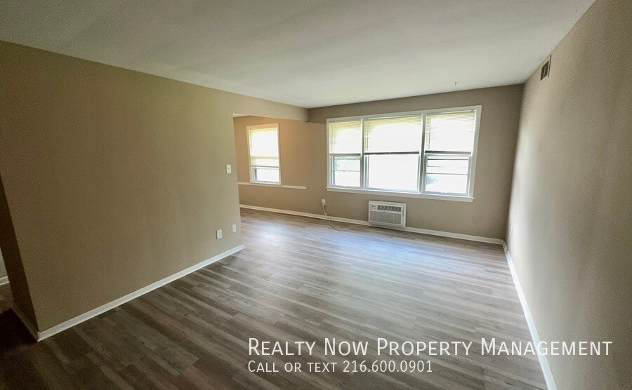 Building Photo - 2817 Noble Rd