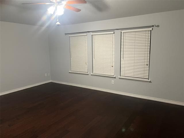 Building Photo - 6949 Sylvan Meadows Dr