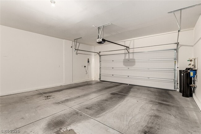 Building Photo - 3819 Corellia Ave