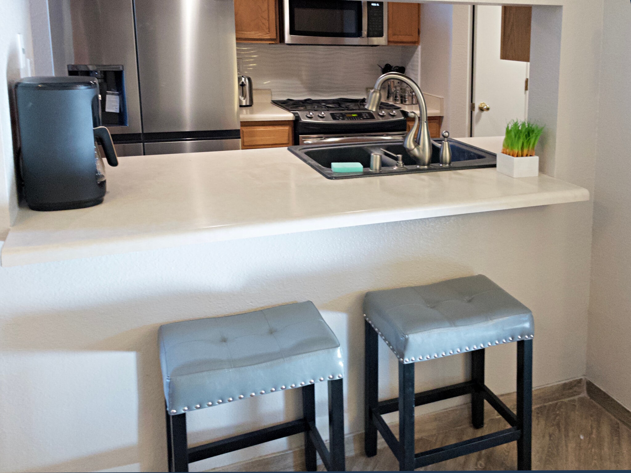 Bar stool - 5462 Gold Rush Dr NW