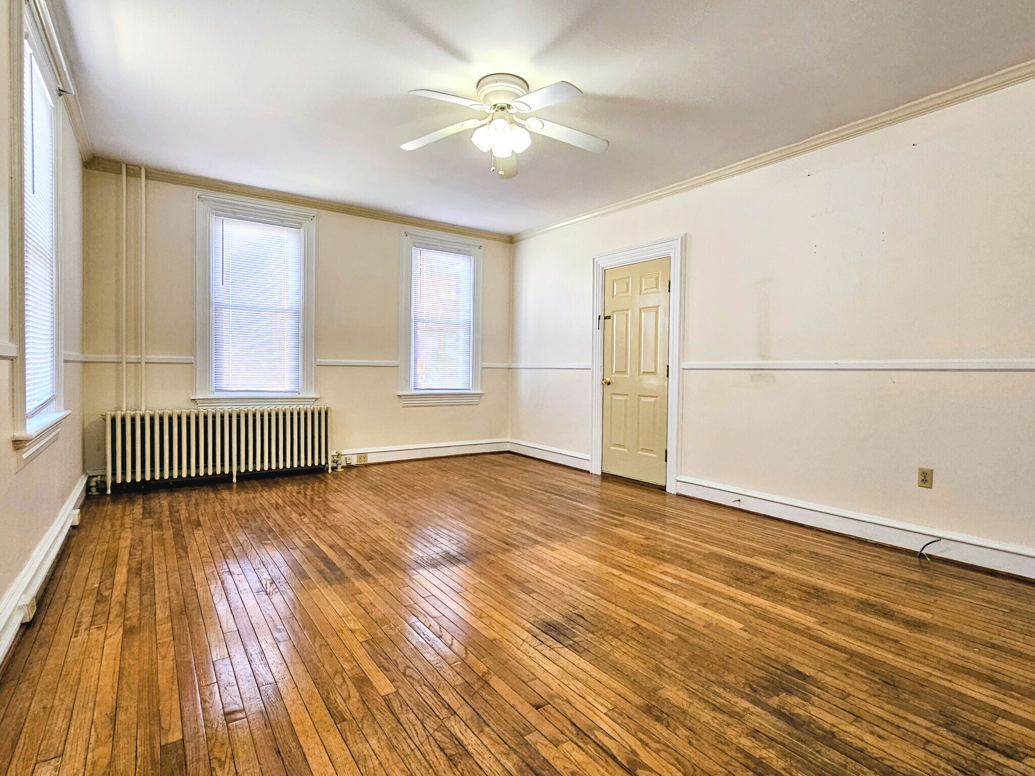 Building Photo - 2050 State St