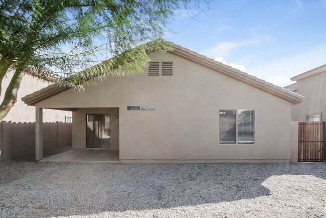 Building Photo - 4314 N 124th Ave