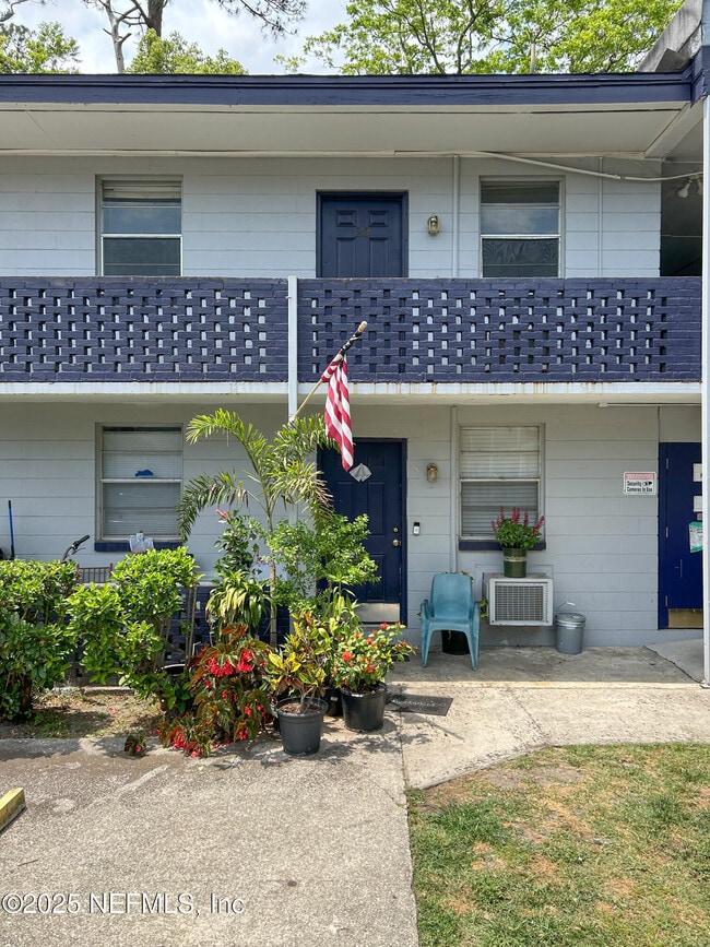 Building Photo - 1122 Woodruff Ave