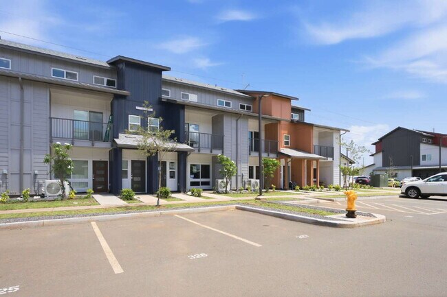 Building Photo - BRAND NEW 3 Bedroom Townhome in Hoopili | Split A/C | 2 Parking | $3,900/Month