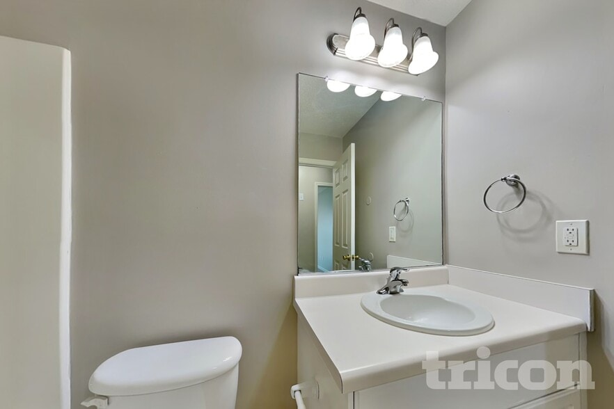 Building Photo - 2970 Galahad Way