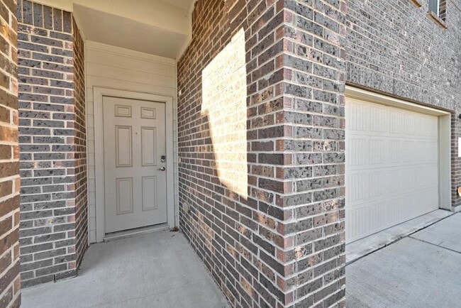 Building Photo - 3520 Black Granite Dr