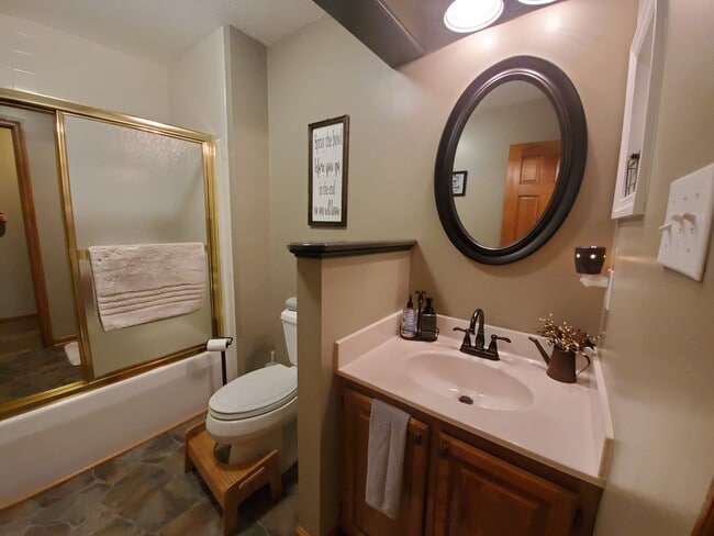 Building Photo - 5086 Rio Dosa Downs