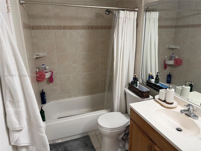 Building Photo - 882 NW 92nd Ave