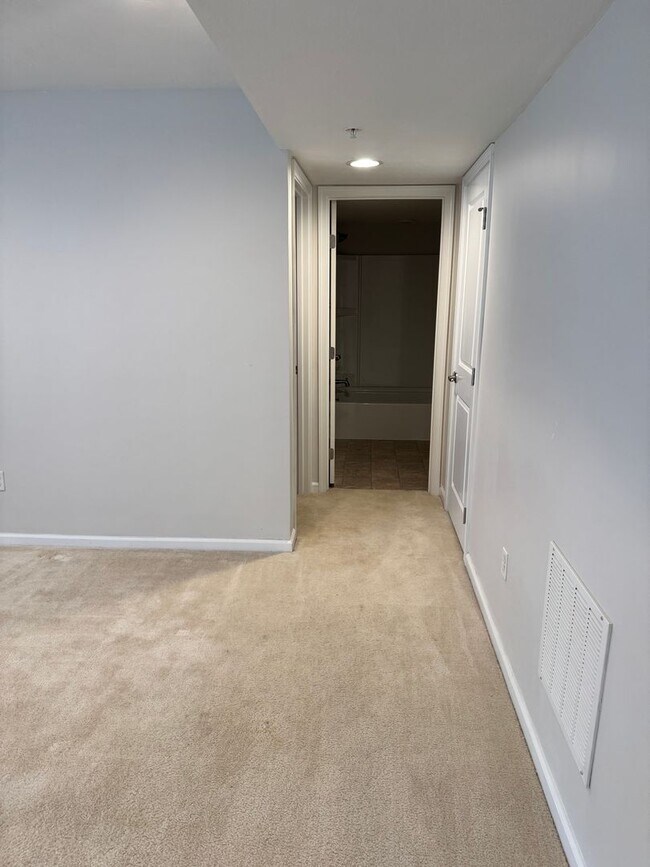 Building Photo - Beautiful 3 Bedroom 3.5 Bath in Sewickley, PA!
