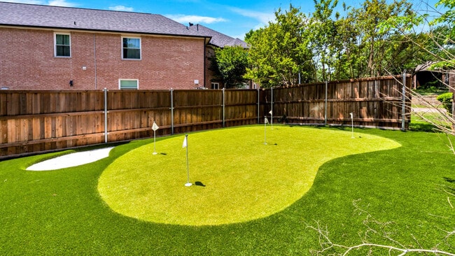 Building Photo - 3209 Normandy Dr