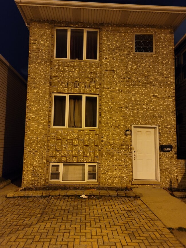 Primary Photo - 1719 S Ruble St