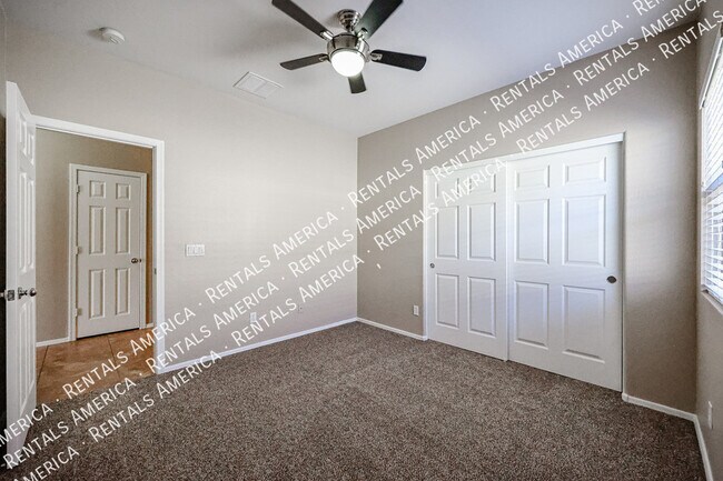 Building Photo - 17033 W Sonora St