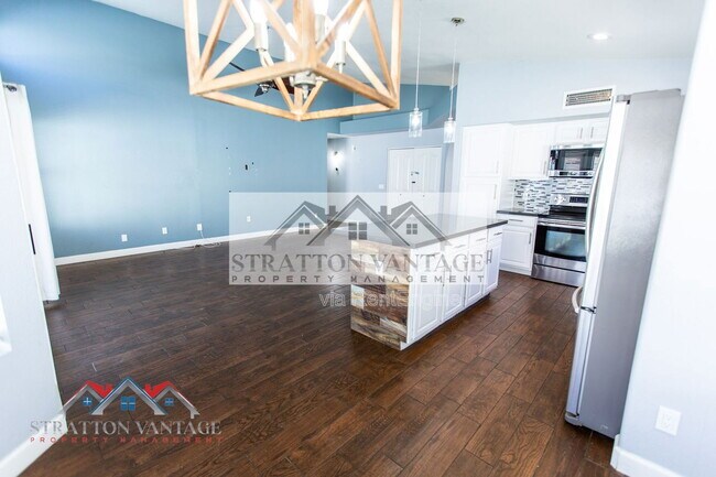 Building Photo - 19025 N 36th Way