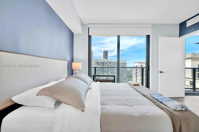 Building Photo - 55 SW 9th St