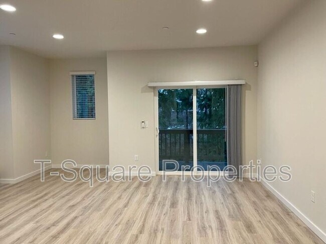 Building Photo - 13117 3rd Ave SE