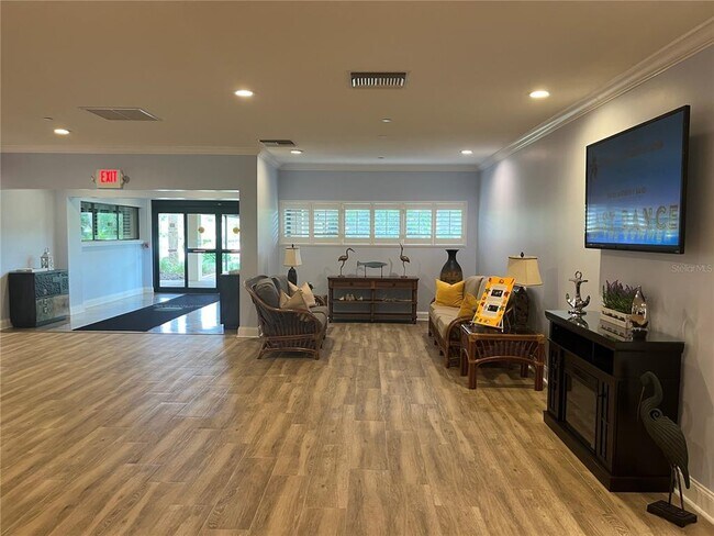 Building Photo - 3160 Highlands Blvd