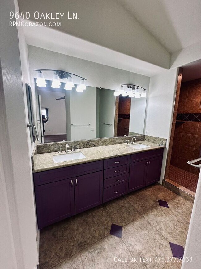 Building Photo - 9640 Oakley Ln