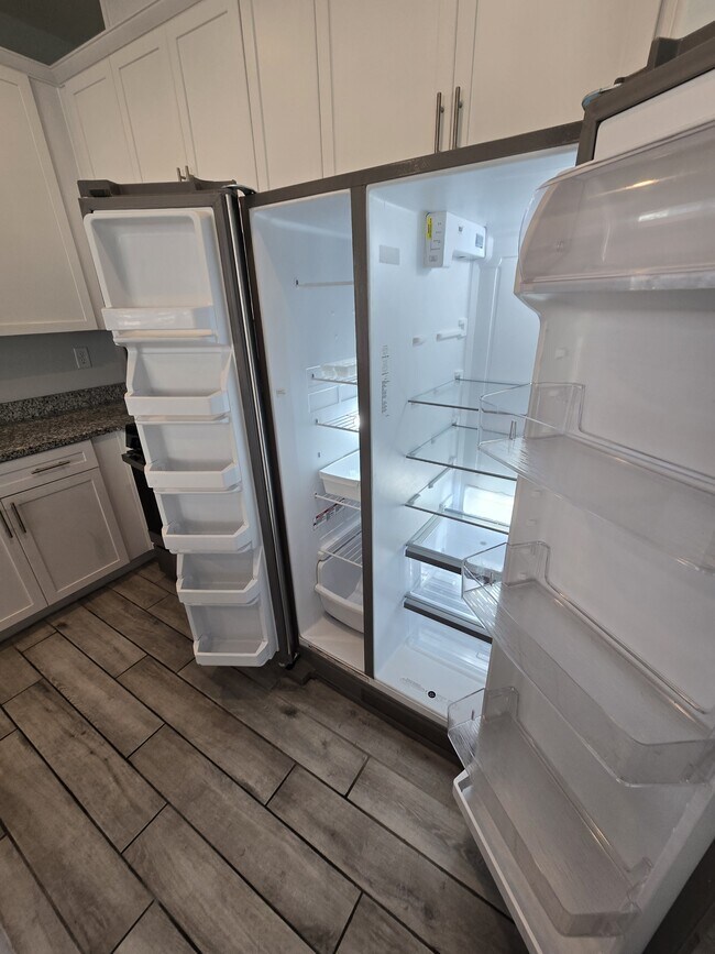 Building Photo - 5846 Steinbeck Vly St