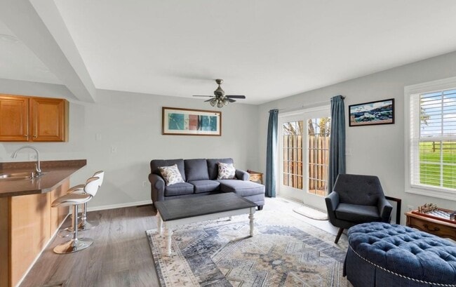 Building Photo - 81 Pebble Creek Dr