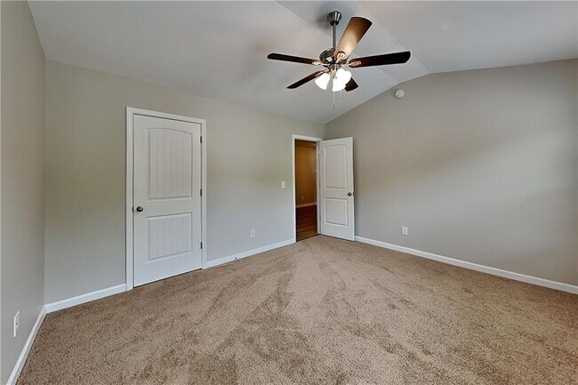 Building Photo - 345 Westridge Cir