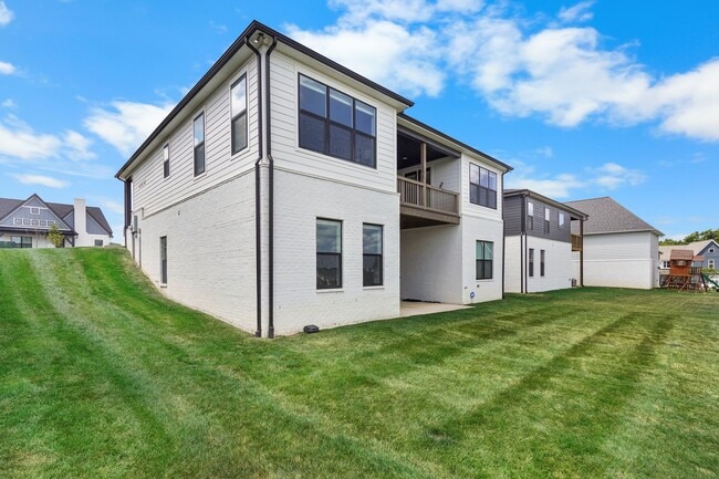 Building Photo - 3016 Whitstable Ct
