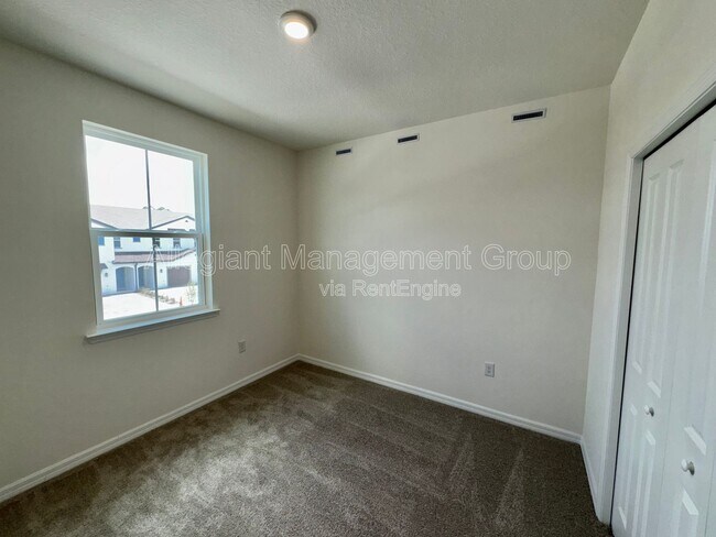 Building Photo - 4570 Small Creek Rd