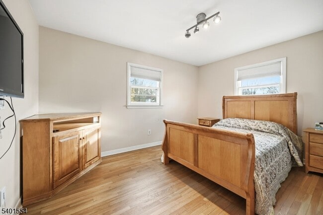 Building Photo - 58 Dogwood Rd