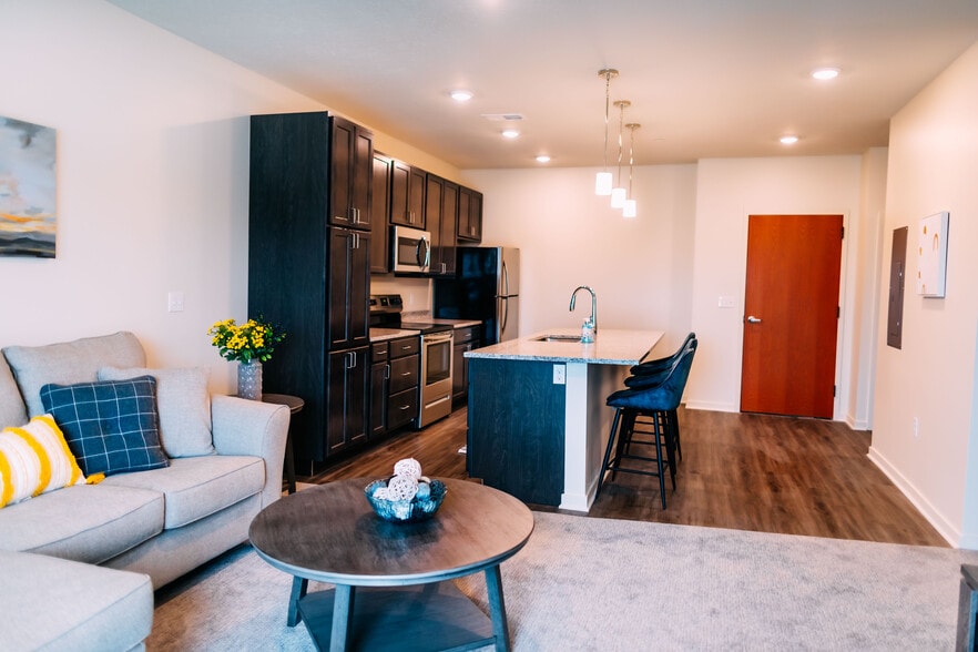 Heartland Flats 527 Irving St Beatrice NE 68310 Apartment Finder