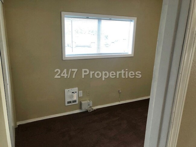 Building Photo - 2024-304MF