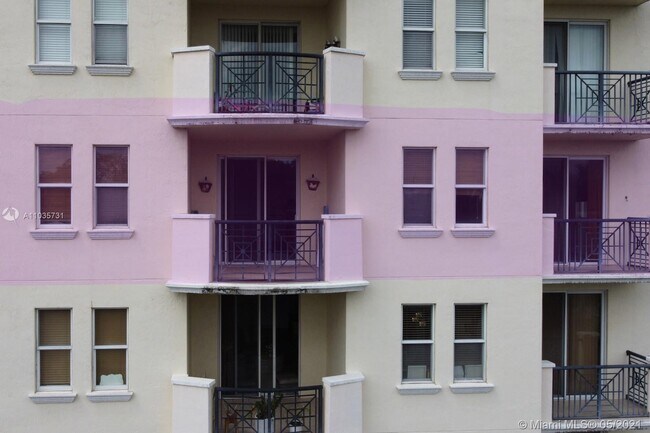Building Photo - 9021 SW 94th St