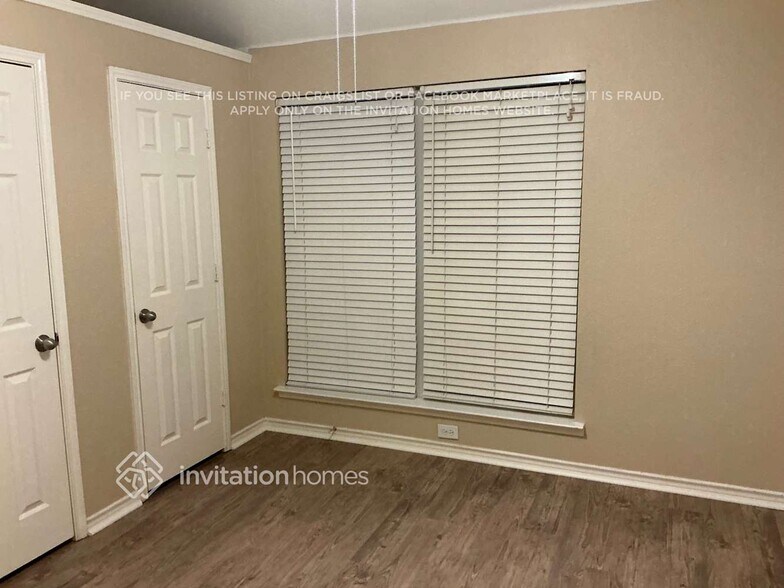 Building Photo - 2805 Beacon Hill Dr