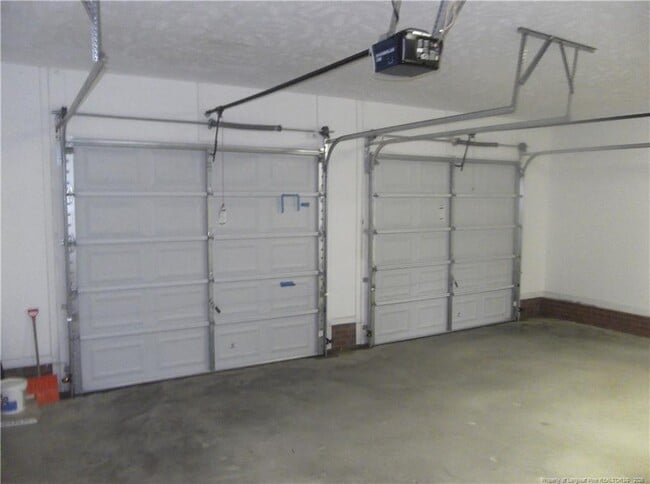 Building Photo - 1250 Mingary Ave
