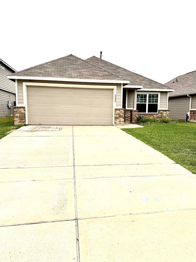 Building Photo - 3302 Alberelli Dr