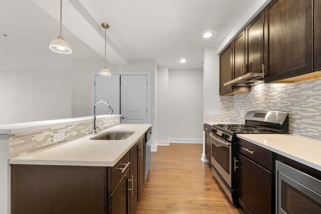 Building Photo - 1040 John F. Kennedy Blvd