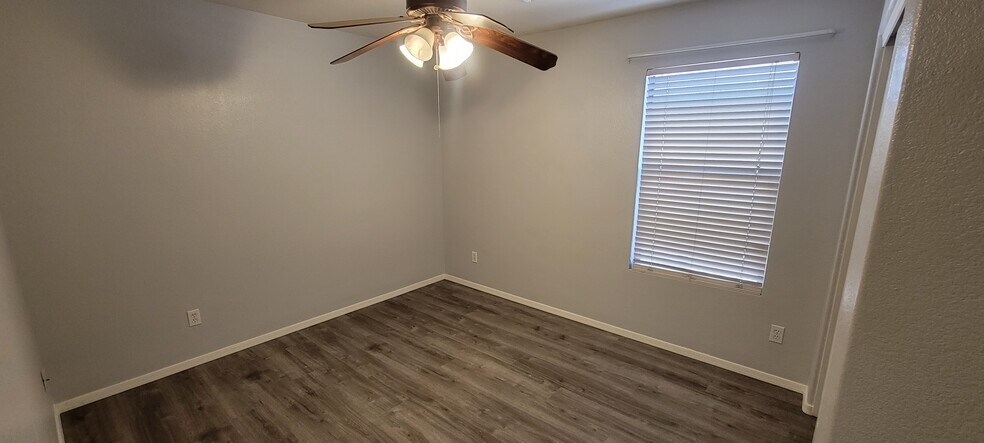 Bedroom 3 - 4181 E Sundance Ave