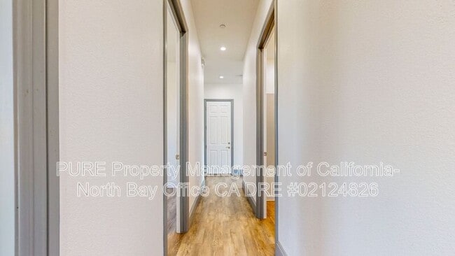 Building Photo - 1340 Miller Dr