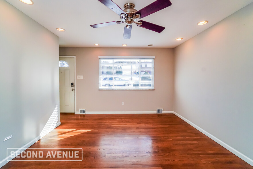 Building Photo - 105 Rockwood Ave